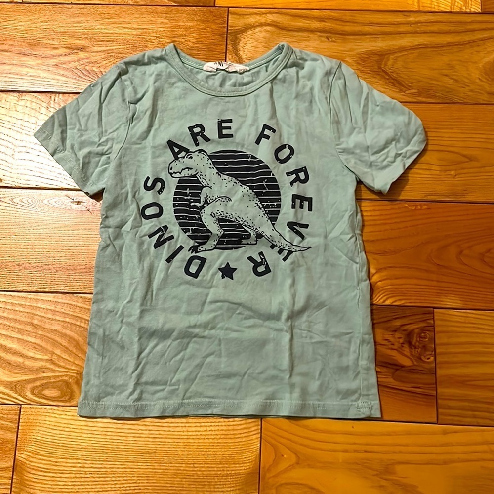 H&M Boys “Dinos” Tee, Sz 7-8 Yrs